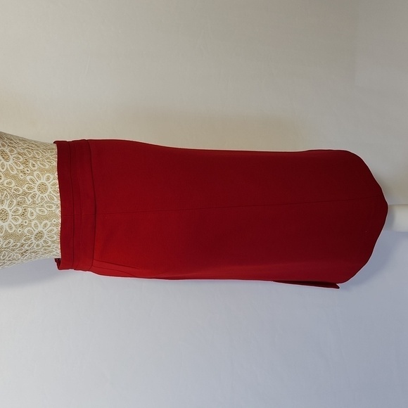 Talbots Women's Red Fabric Knit In Italy Rayon Blend Zip Back Skirt Size 8P - Picture 6 of 14